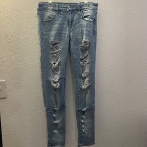 American Eagle Super Stretch Distressed Jegging